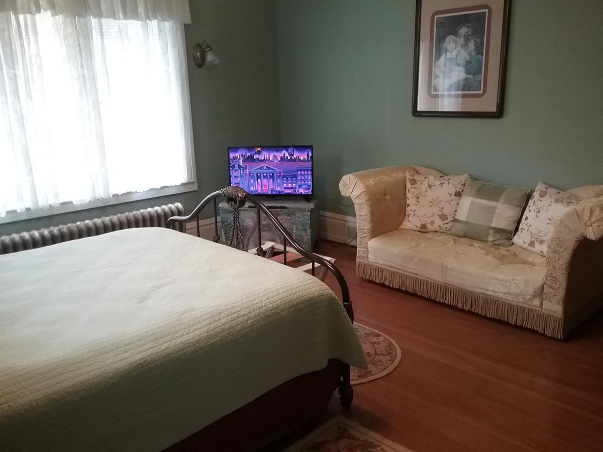 Hanover House Bed And Breakfast Niagarawatervallen Buitenkant foto