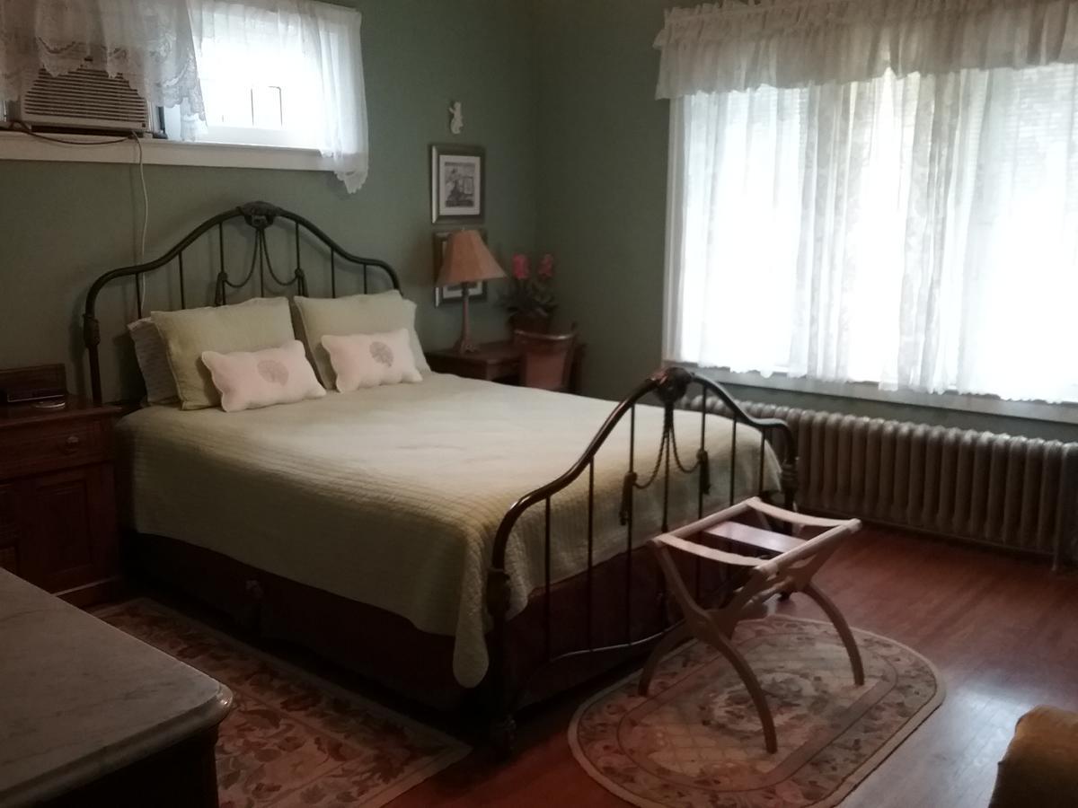 Hanover House Bed And Breakfast Niagarawatervallen Buitenkant foto