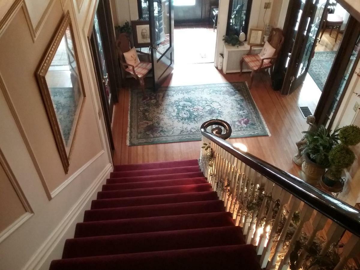 Hanover House Bed And Breakfast Niagarawatervallen Buitenkant foto